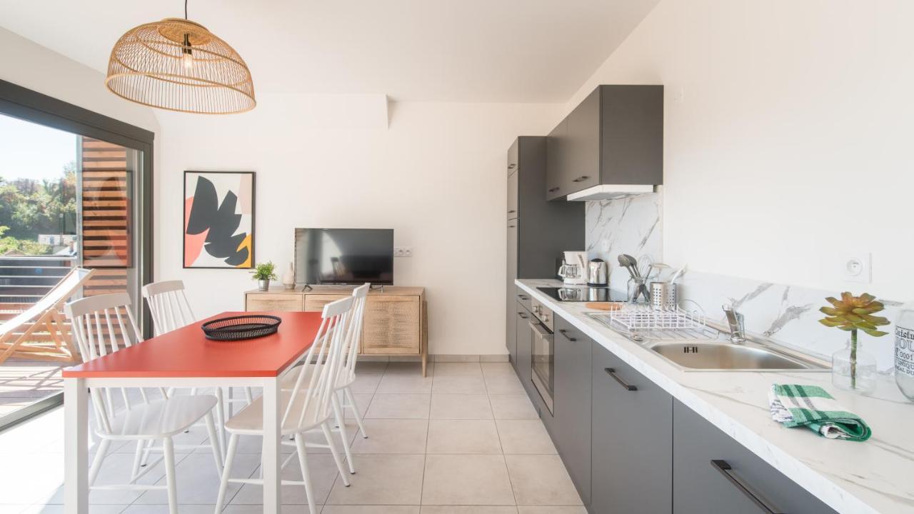 Le Soleil Levant avec balcon et parking privé, 2 adultes et 1 enfant Sarlat Extérieur photo