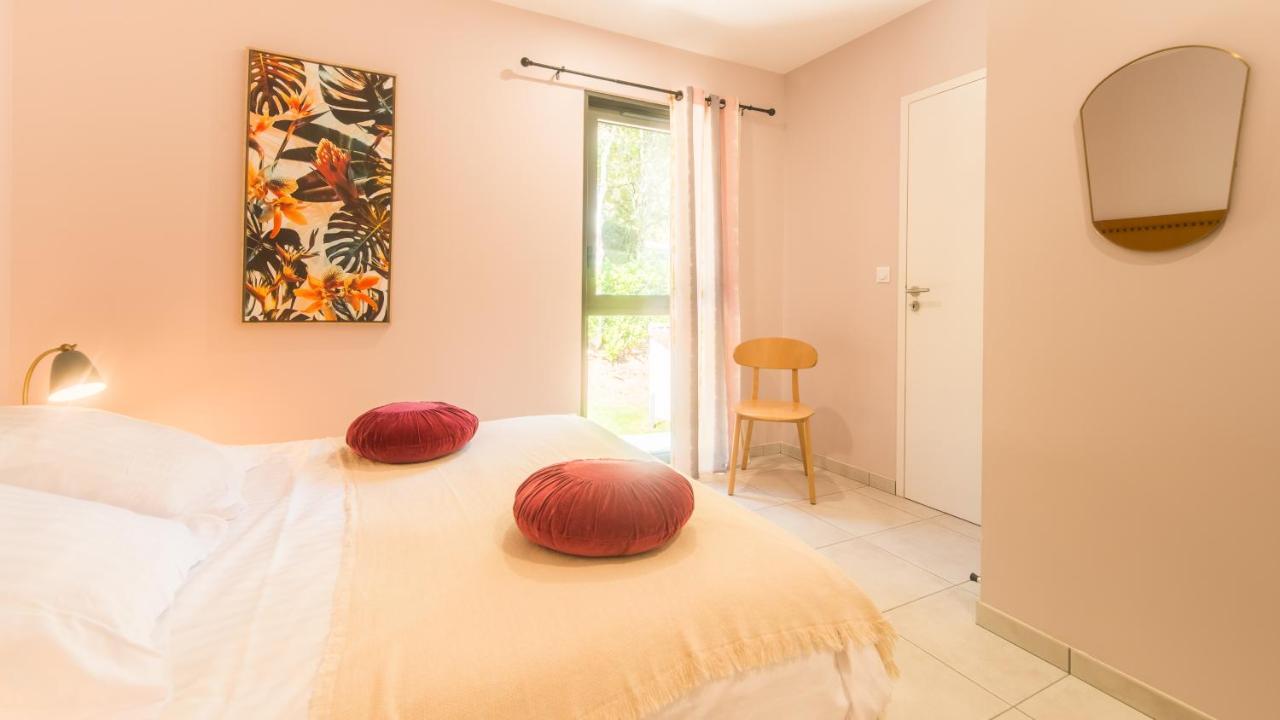 Le Soleil Levant avec balcon et parking privé, 2 adultes et 1 enfant Sarlat Extérieur photo