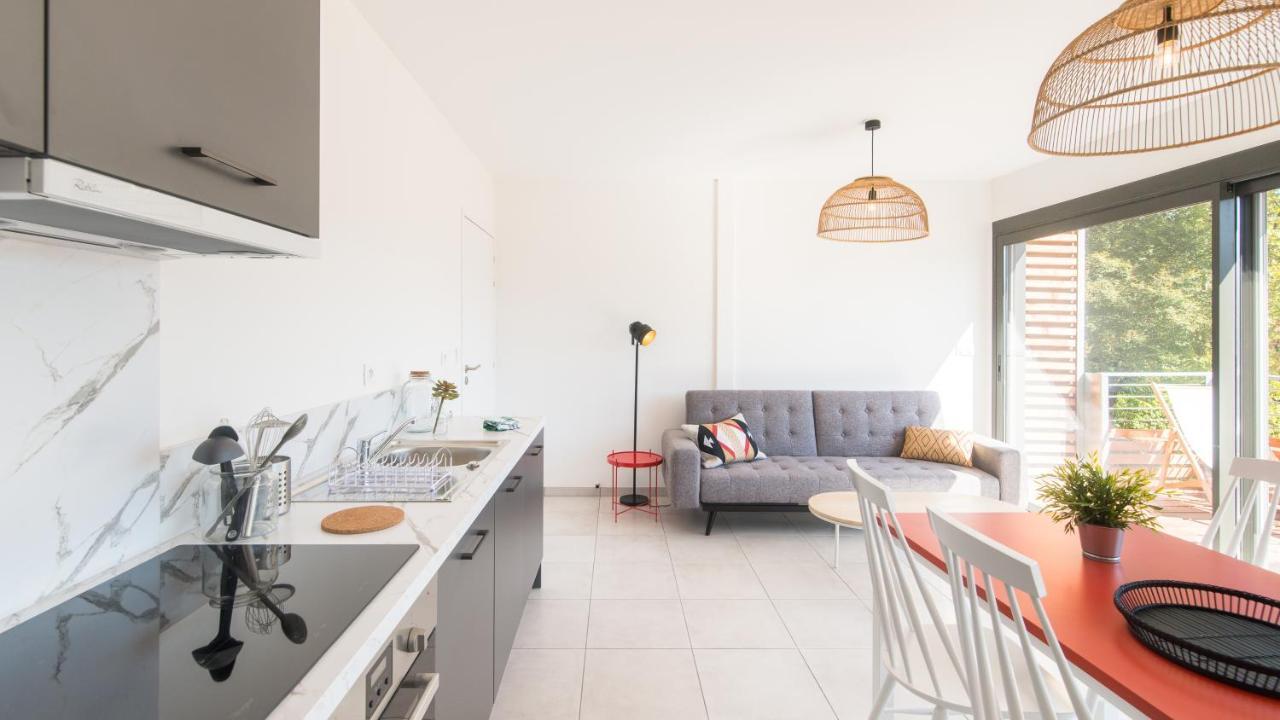 Le Soleil Levant avec balcon et parking privé, 2 adultes et 1 enfant Sarlat Extérieur photo