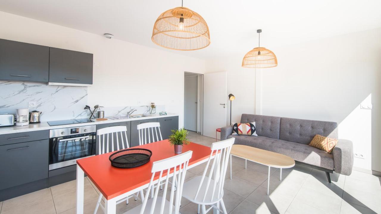 Le Soleil Levant avec balcon et parking privé, 2 adultes et 1 enfant Sarlat Extérieur photo